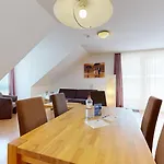 아파트 Appartementhaus Binzer Sterne 40 *
