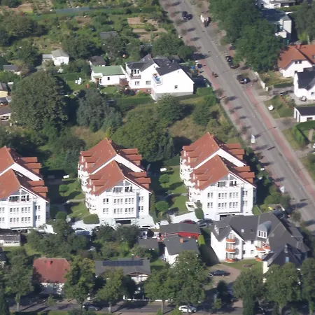 Appartementhaus Binzer Sterne 40 *